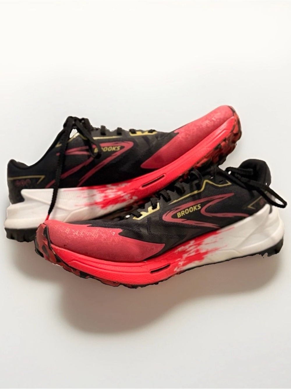 Brooks Catamount 3 Women's Trail Running Shoes Size 11 Sneakers Pink And Black